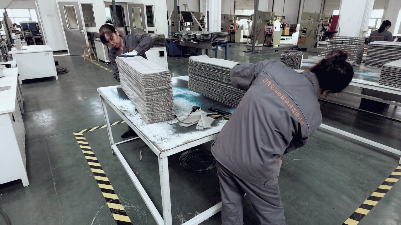 Distillation Column Packing: How To Reduce Pressure Drop By 50% And Avoid Costly Selection Errors